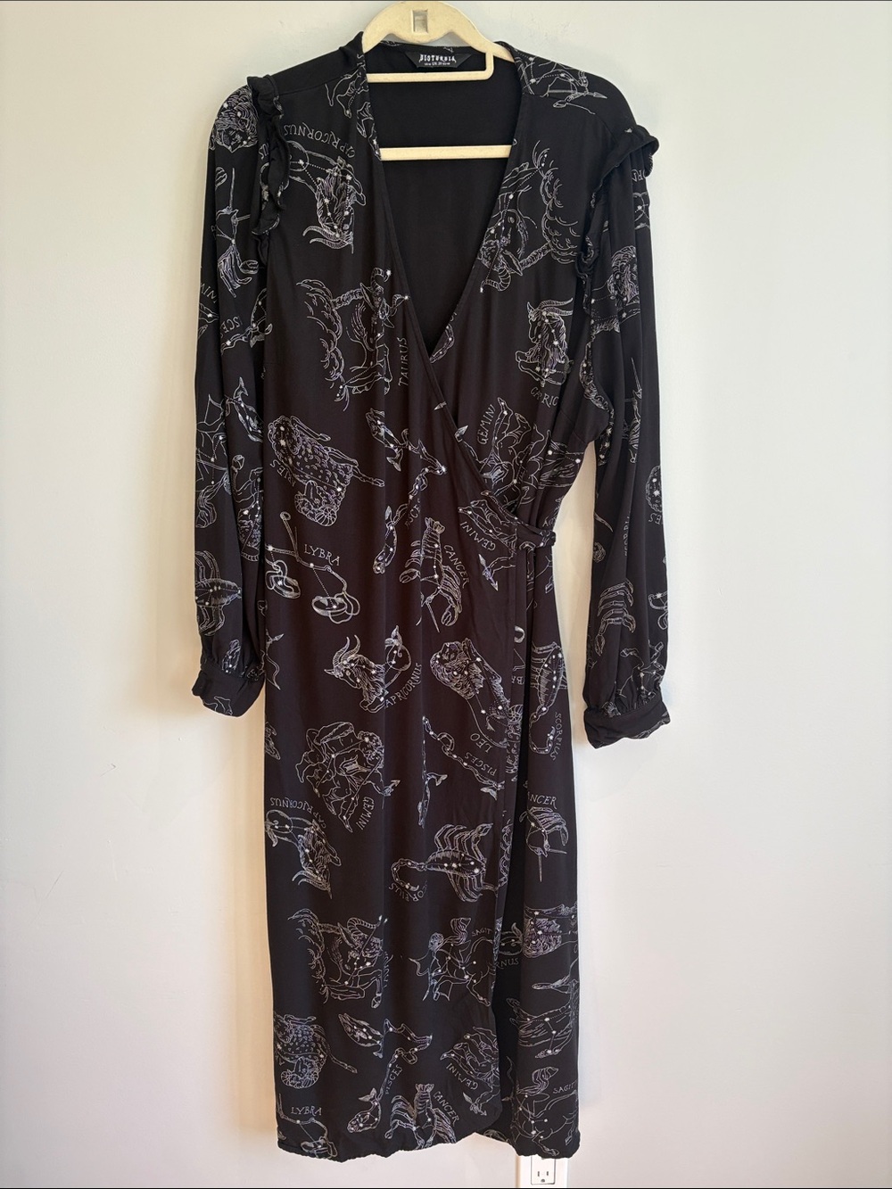 Disturbia Zodiac Celestial Black Wrap Midi Dress – US 16
